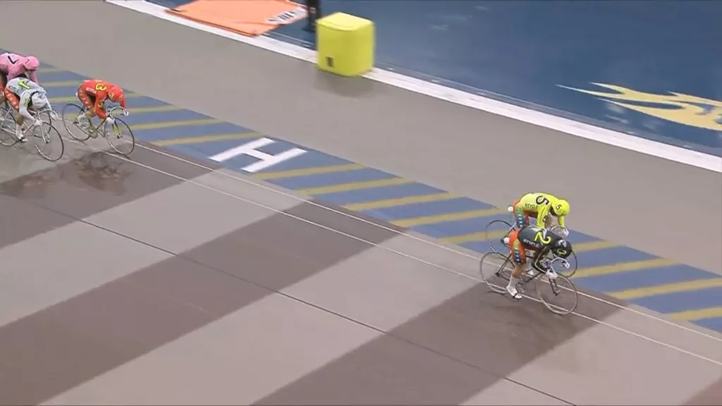 Rare defeat for the king of Korean keirin