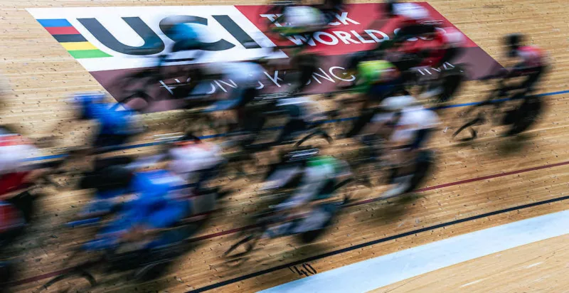 How many riders line up at each National Championship?